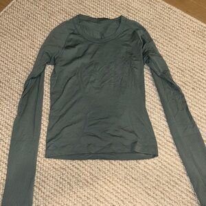 Lululemon green long sleeve